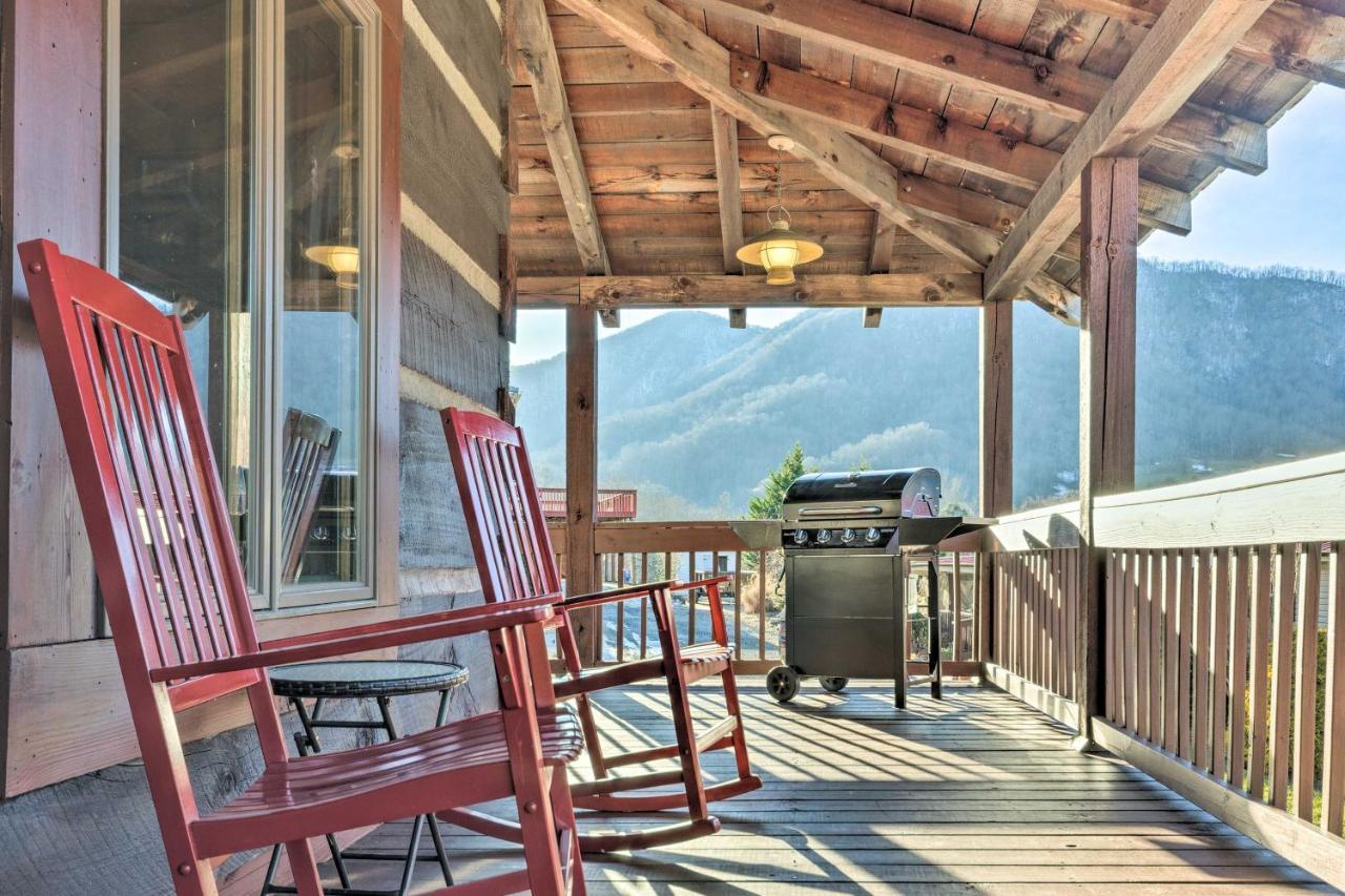 The Cabin At Marys Place With Deck And Mtn Views! Villa Maggie Valley Esterno foto