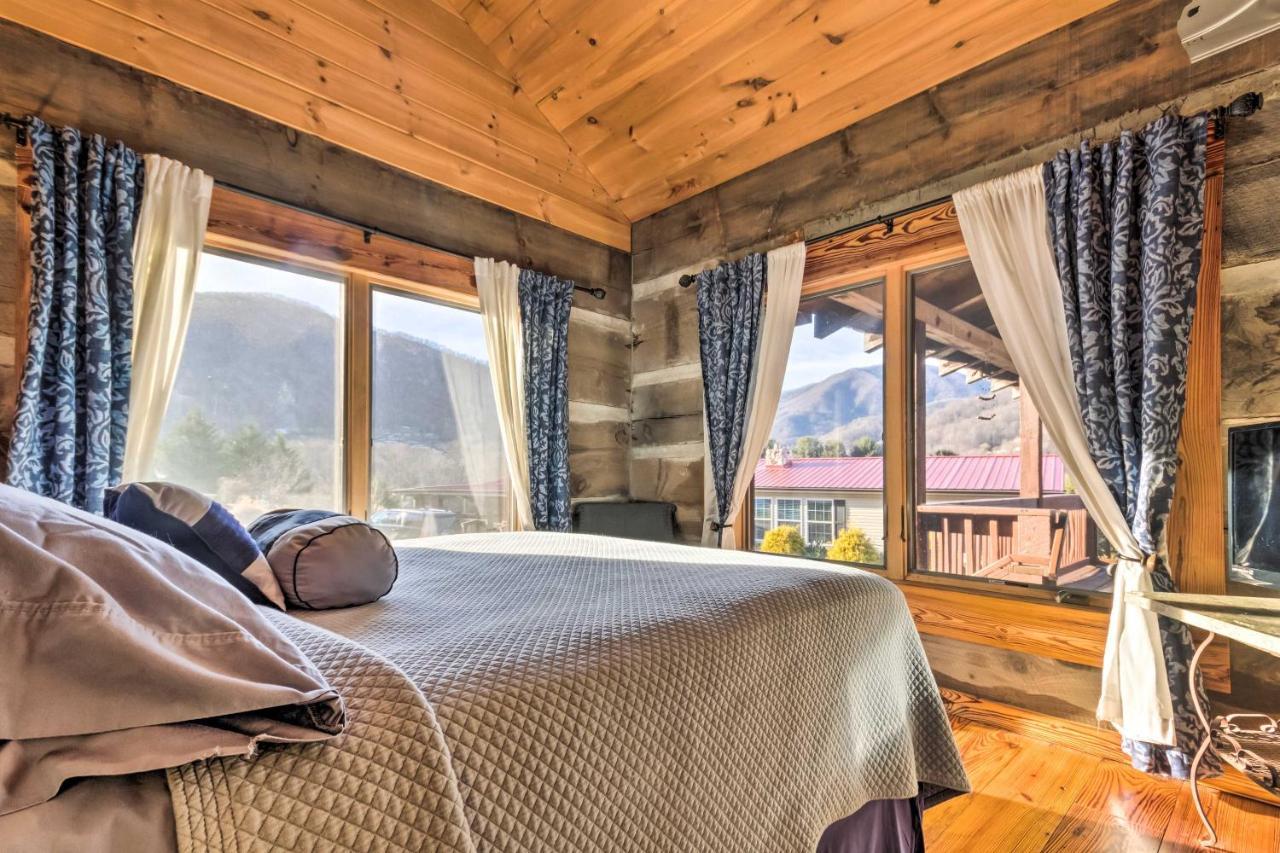 The Cabin At Marys Place With Deck And Mtn Views! Villa Maggie Valley Esterno foto