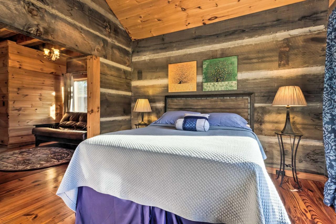The Cabin At Marys Place With Deck And Mtn Views! Villa Maggie Valley Esterno foto